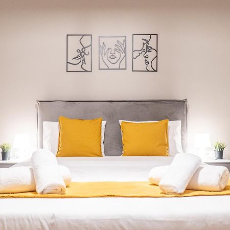 Syntagma Square, 100Sqm Luxurious Family Apt Атина Екстериор снимка