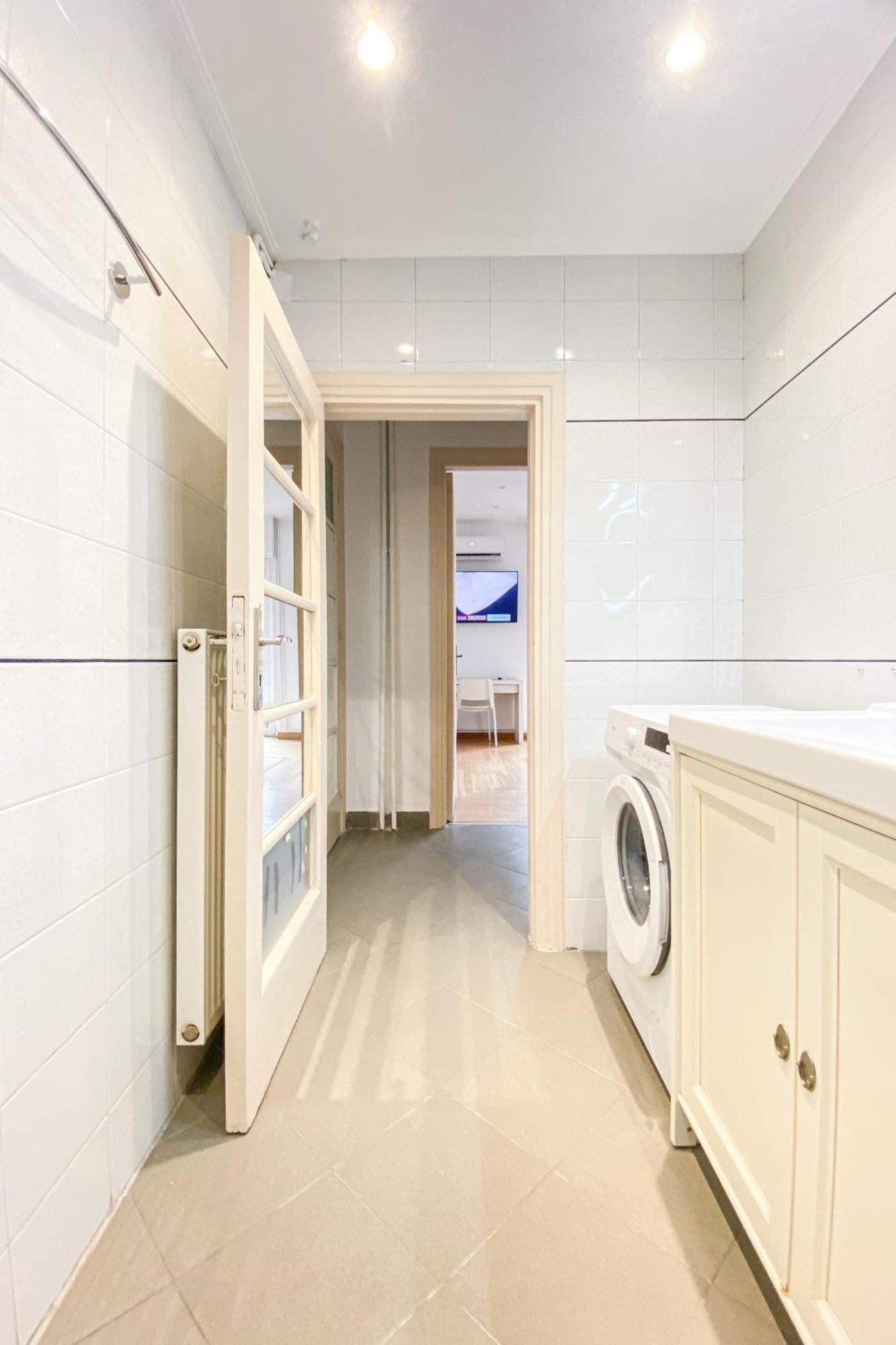 Syntagma Square, 100Sqm Luxurious Family Apt Атина Екстериор снимка