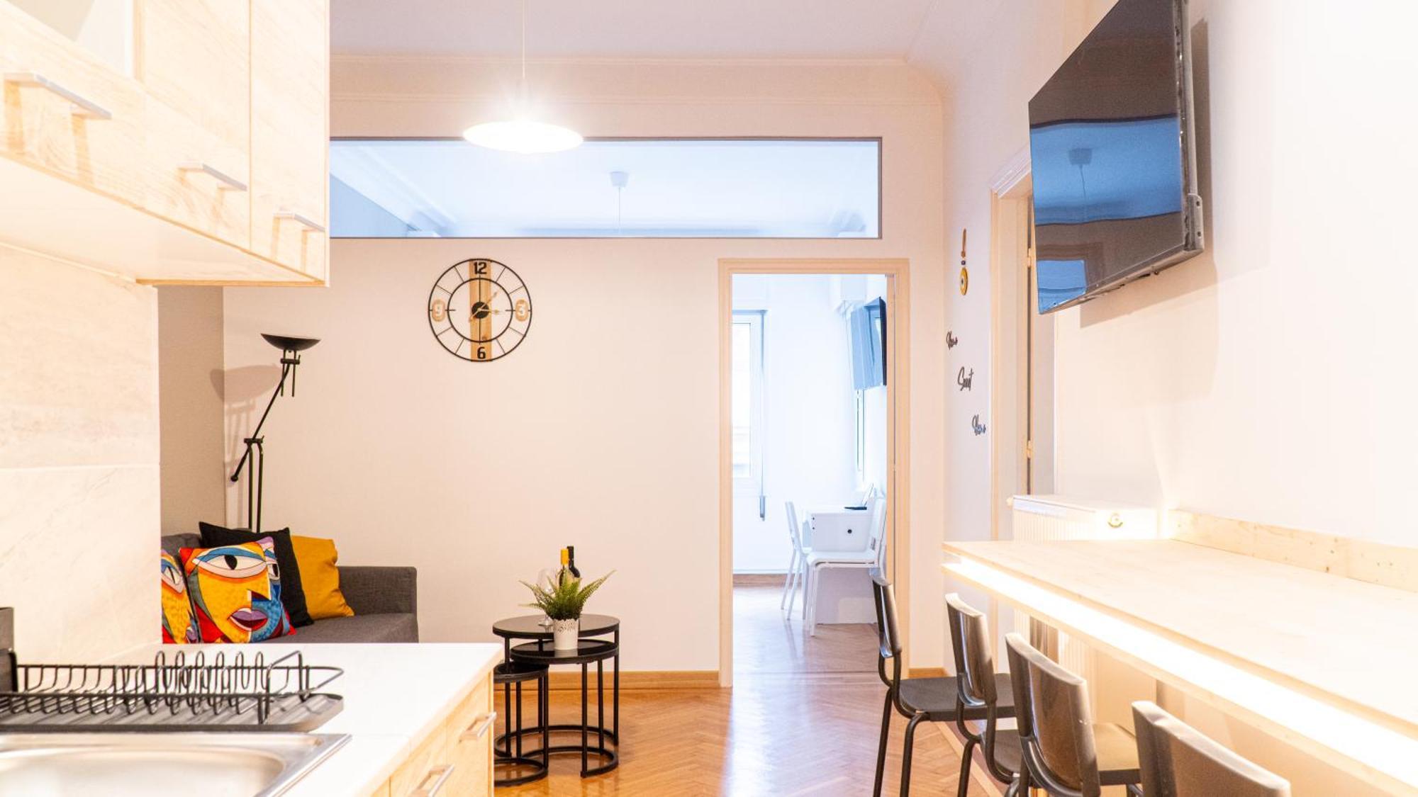 Syntagma Square, 100Sqm Luxurious Family Apt Атина Екстериор снимка