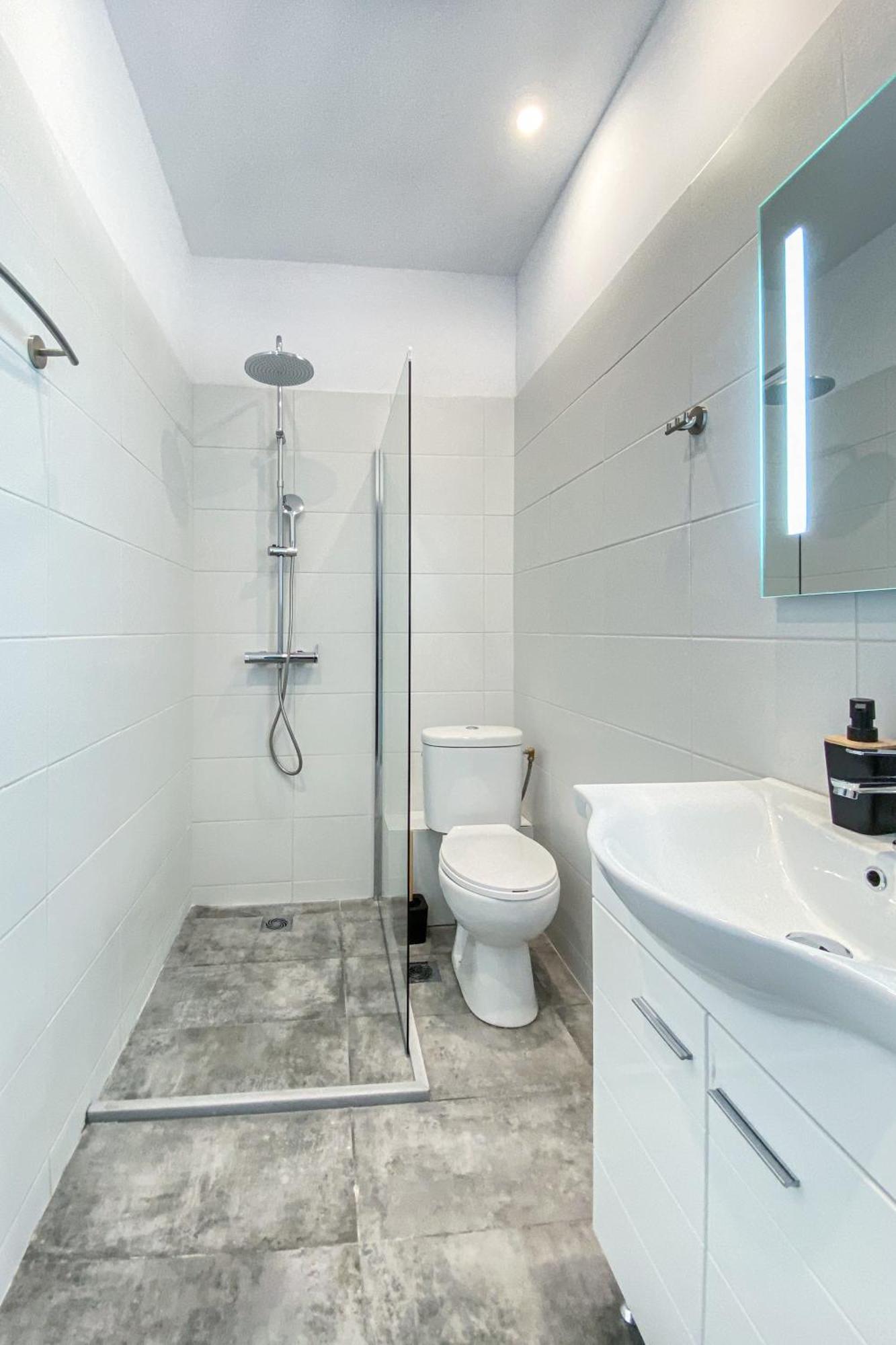 Syntagma Square, 100Sqm Luxurious Family Apt Атина Екстериор снимка
