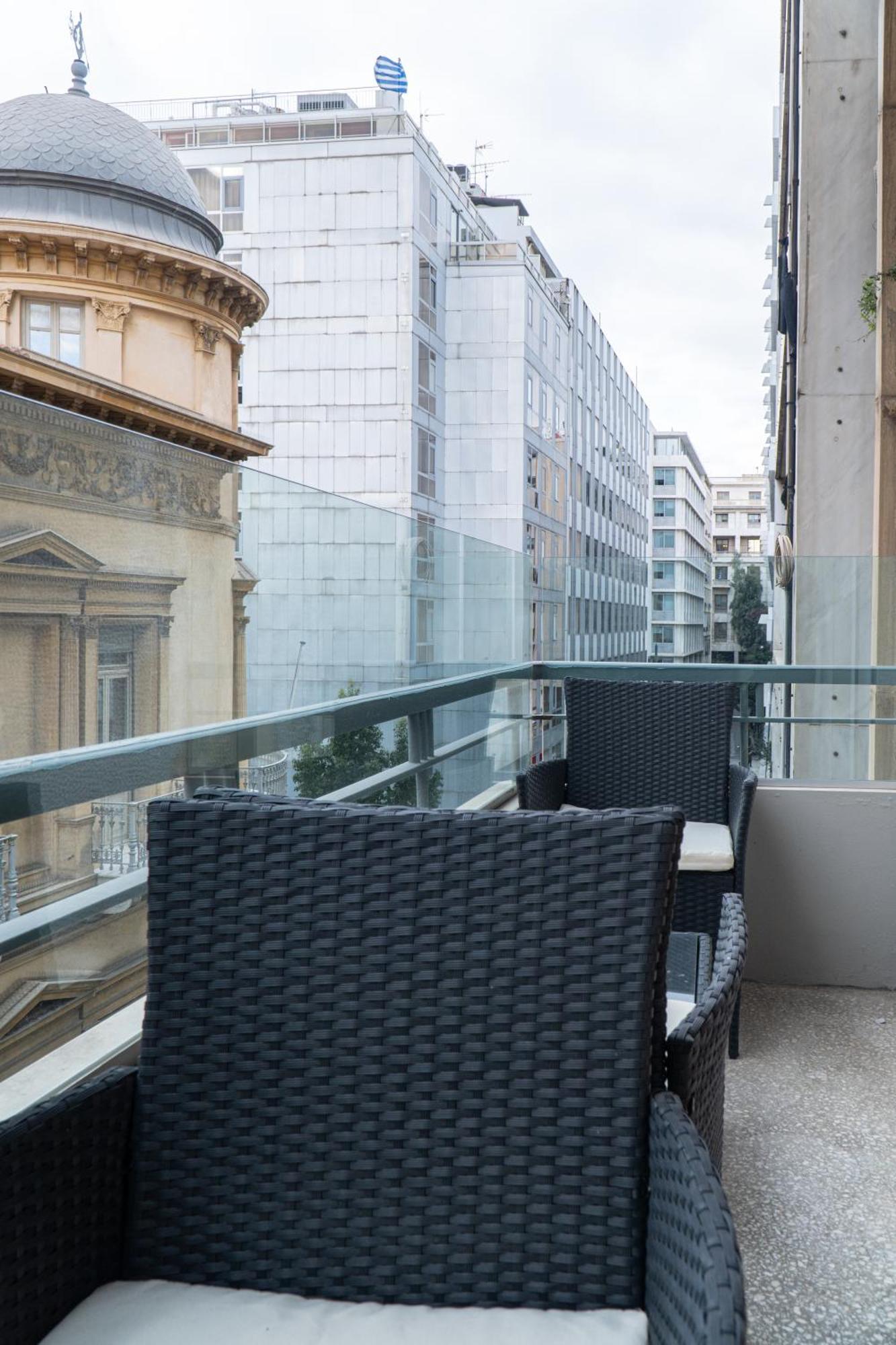Syntagma Square, 100Sqm Luxurious Family Apt Атина Екстериор снимка